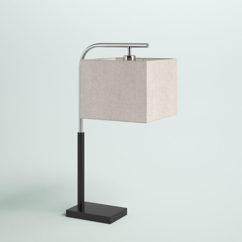 Lampe de bureau 26,5 po avec prise Fleetwood, Taupe clair, Noir / acier brossé