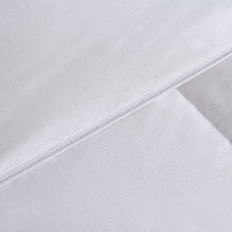 Summer Down Blend Down Comforter, Queen