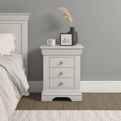 Adaleya 3 Drawer Bedside Chest