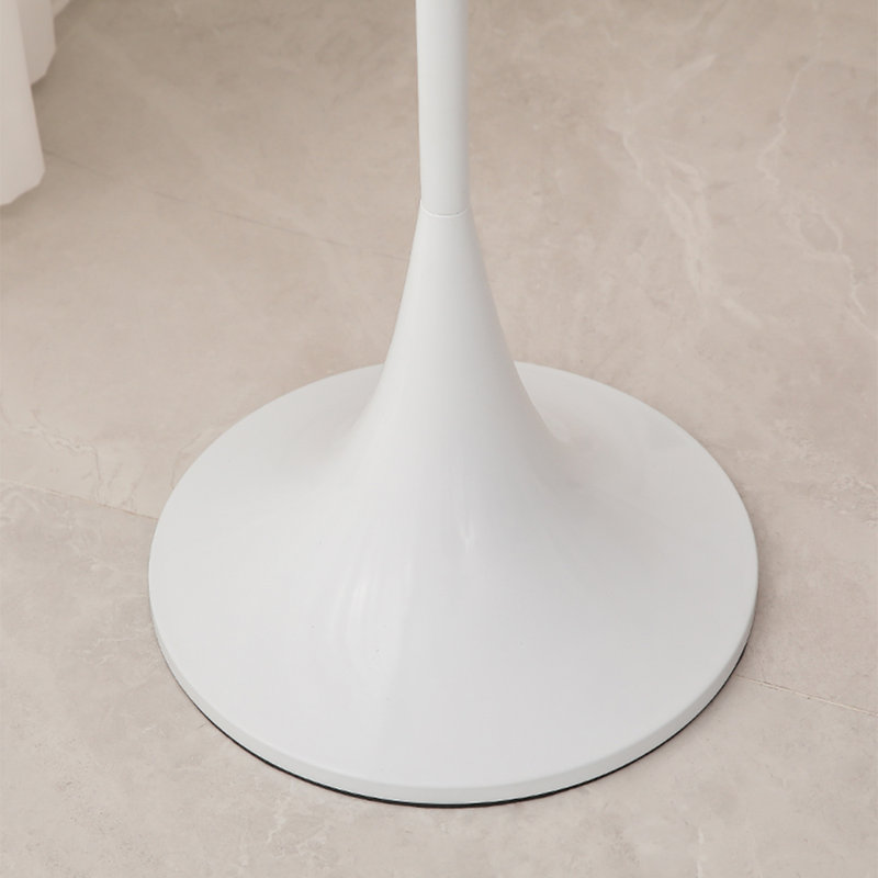 Acrylique blanc + lampes sur pied sans fer