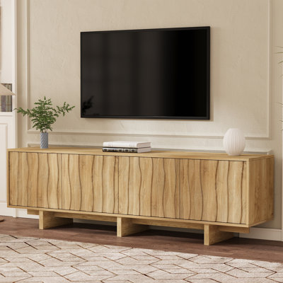Meuble télé à grain rétro en bois avec porte ondulée pour téléviseur de 75 po ou moins, console média rustique avec amplement d'espace de rangement, meuble télé robuste avec gestion des câbles pour le salon, naturel