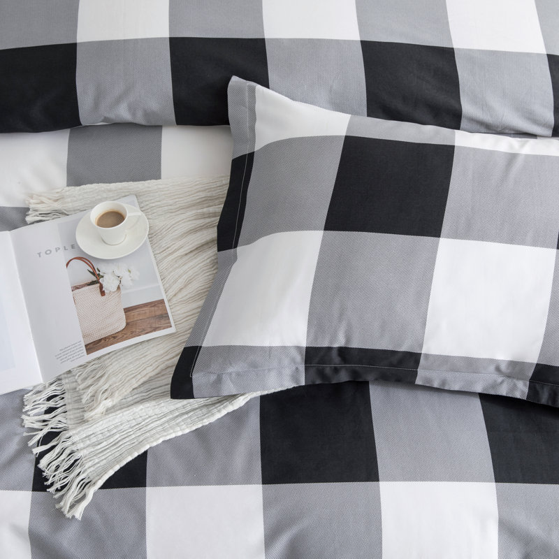 Sateen Gingham Duvet Cover, Queen Duvet Cover + 2 Pillow Cases