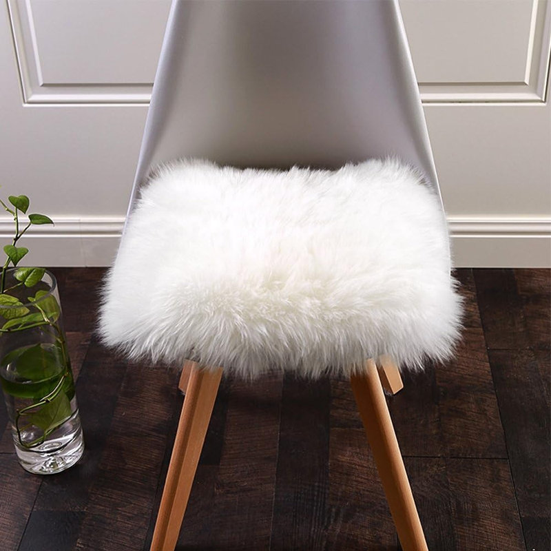 White Small Faux Fur Sheepskin Throw Rug Fluffy Shag Fu...