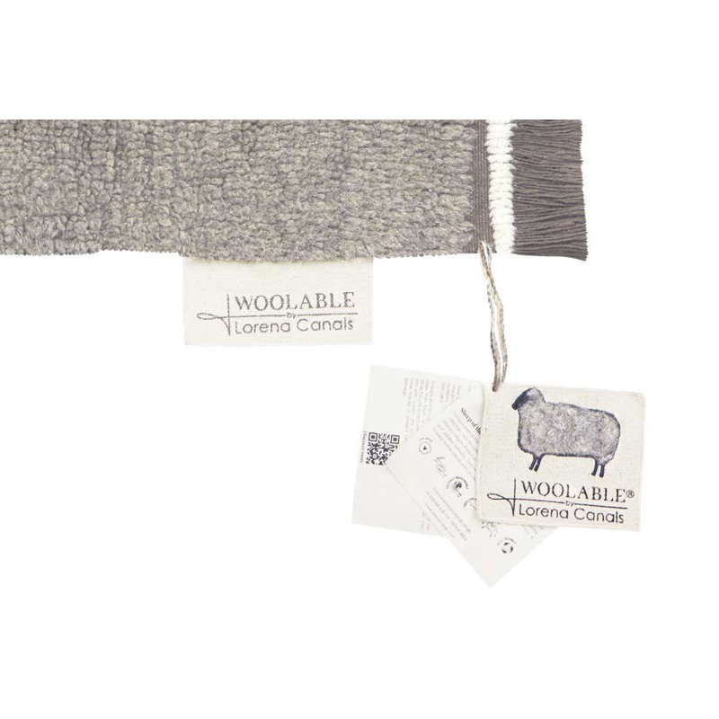 Sheep Of The World Hand Tufted Wool Area Rug in Sheep Gray, Rectangle 5'7" x 7'10"