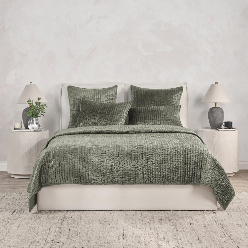 Bari 4-Piece Velvet Rayon Quilt Set, King Quilt + 3 Euro Shams, Gray