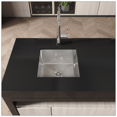 Évier de cuisine Évier de cuisine multifonctionnel encastré à simple cuve en acier inoxydable 18 po x 18 po S304