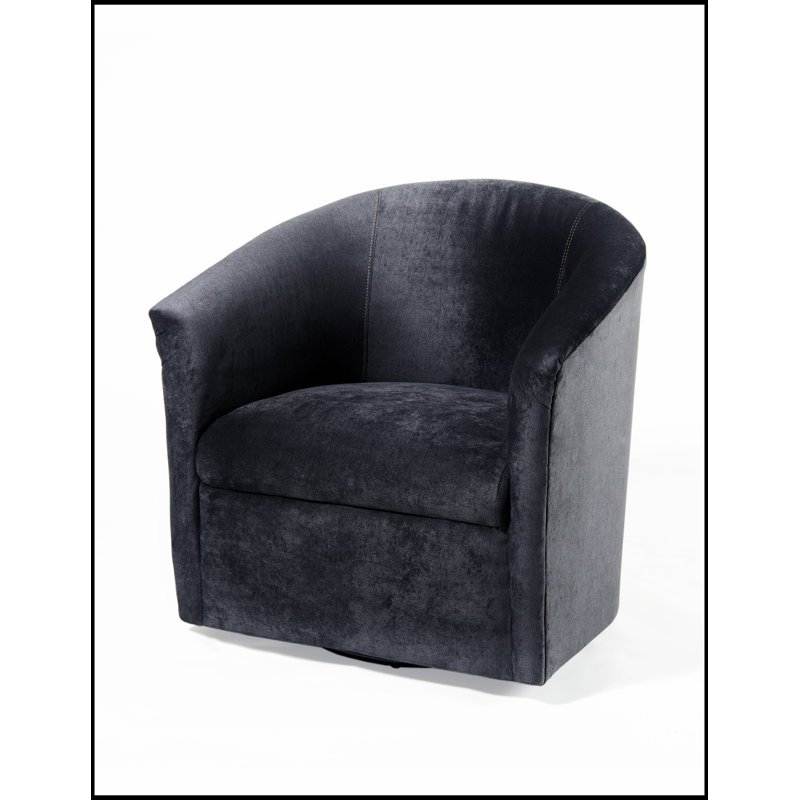 Chaise d'appoint polyvalente en polyester pour une assise confortable et une esthétique moderne, parfaite pour lire, se reposer et recevoir des invités.