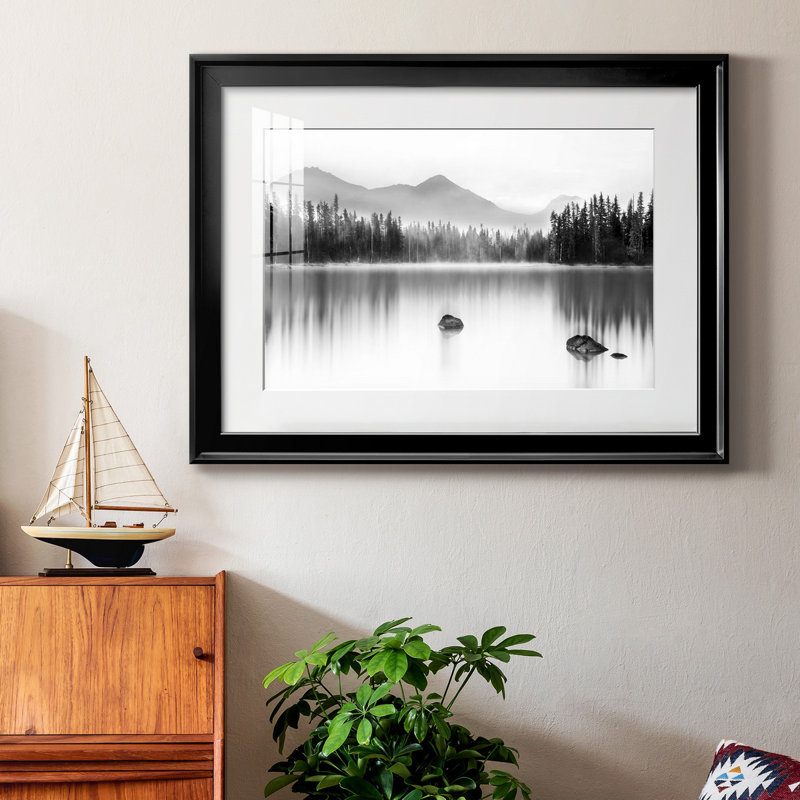 Mountain Reflection - Photographie avec cadre photo, Noir, H 18,5 po x l 24,5 po x P 1,5 po