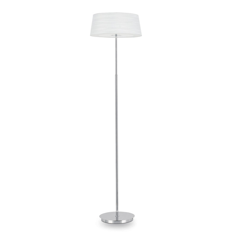 Lampe sur pied traditionnelle 62,99 po Deja