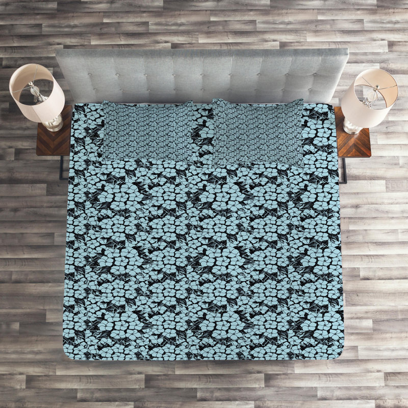 Floral Coverlet, King Bedspread + 2 Shams