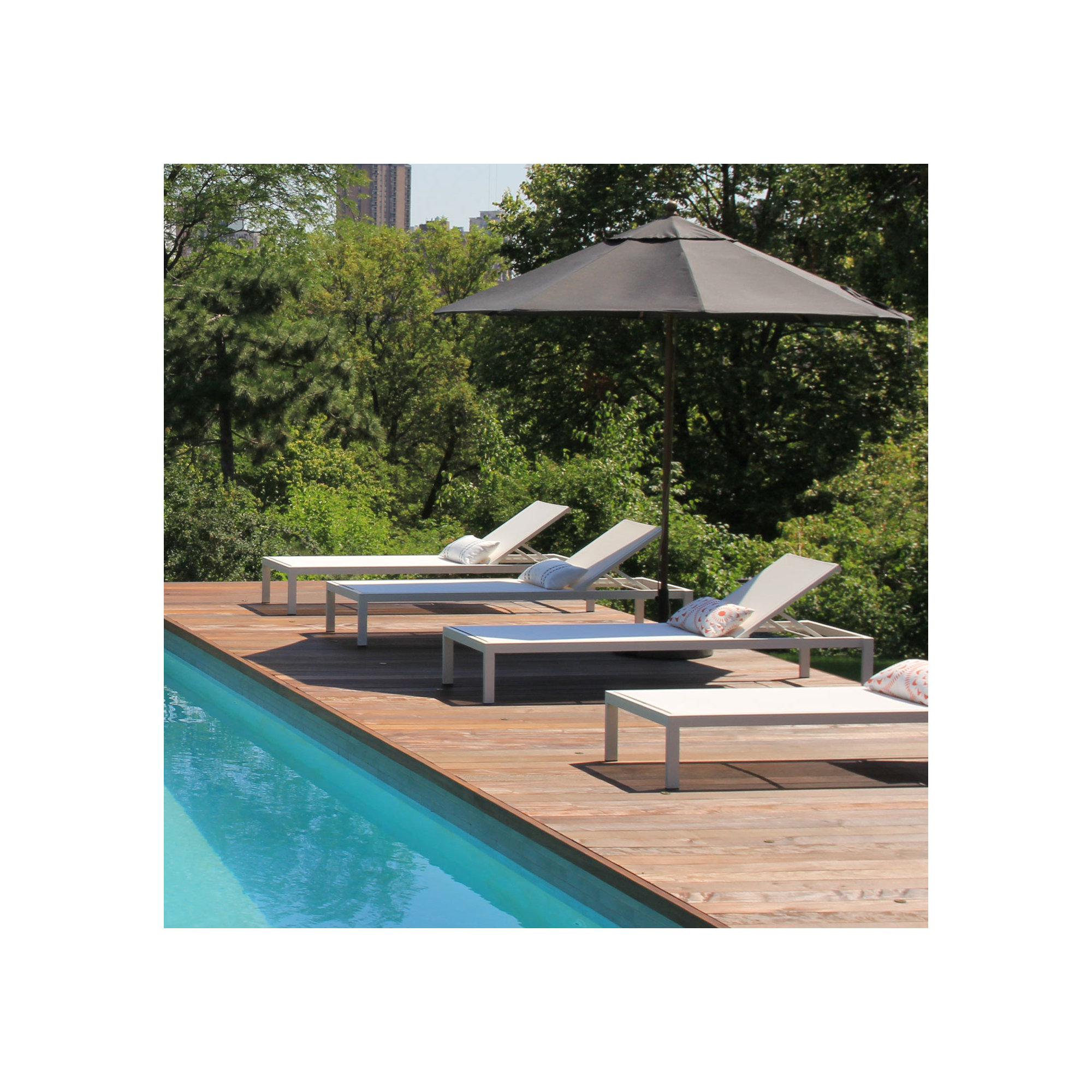 Skiff Powder Coated Aluminum Patio Chaise Lounge, White