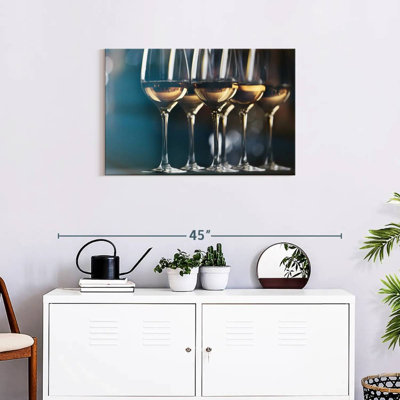 Yarlin Wine Party