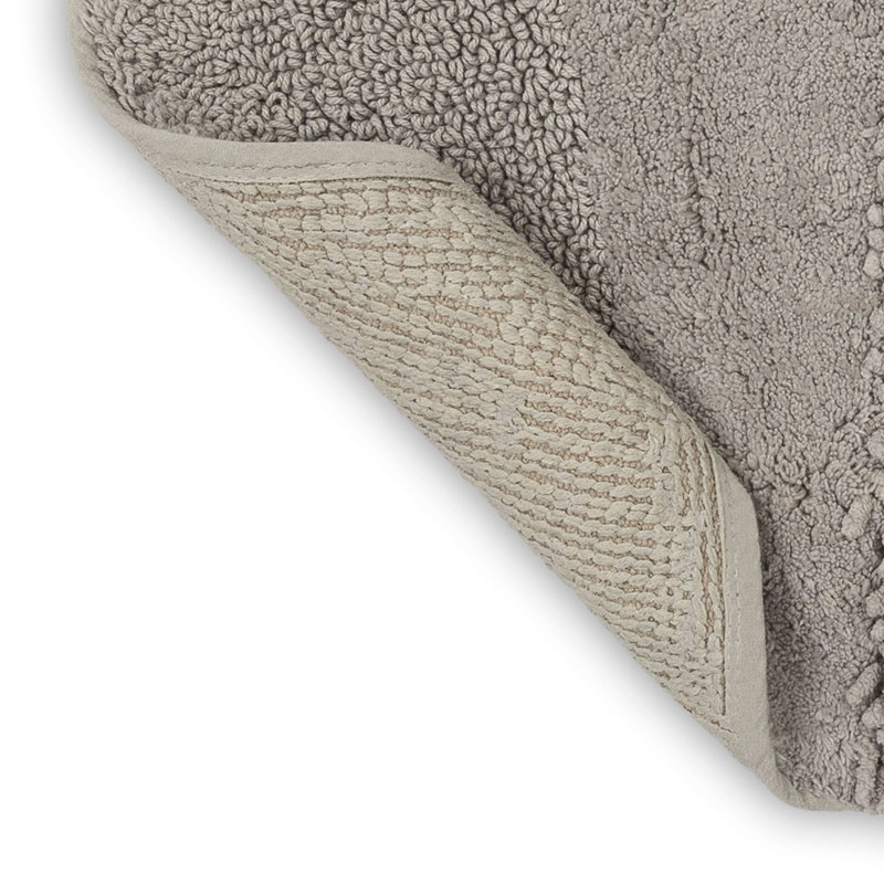 Tapis de bain lavable à la machine antidérapant Laverne, L 27 po x L 45 po, Argent argent