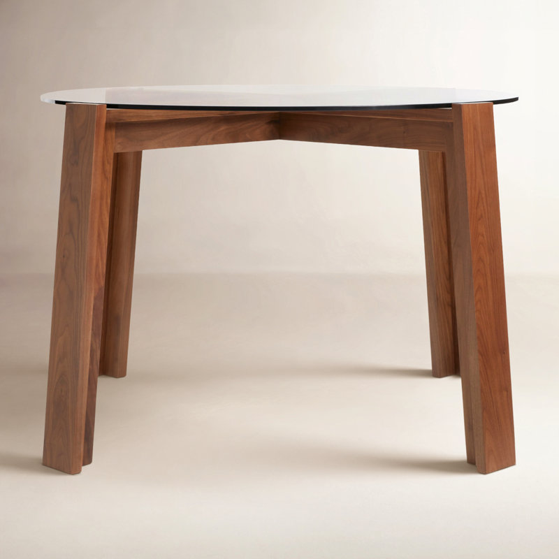 Lake Round Dining Table
