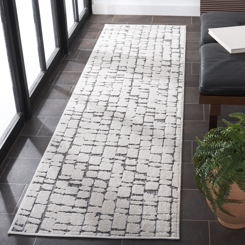 Brysin Area Rug, Runner 2'2" x 8'