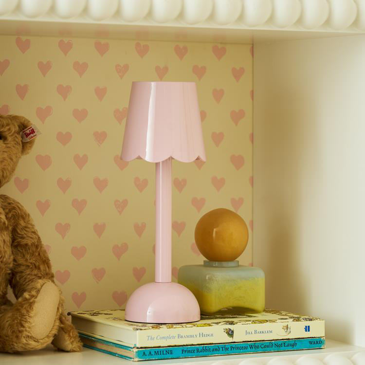 Scallop LED Lamp 28cm, Pink