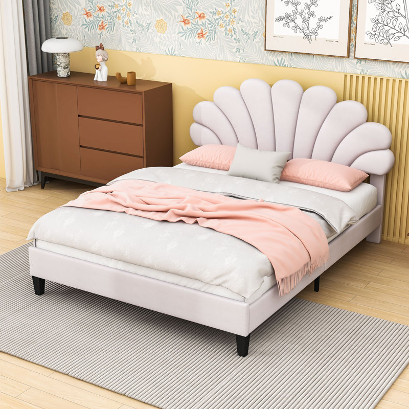 Lit plateforme tapissier avec tête de lit en velours et lattes, Beige, Grand lit