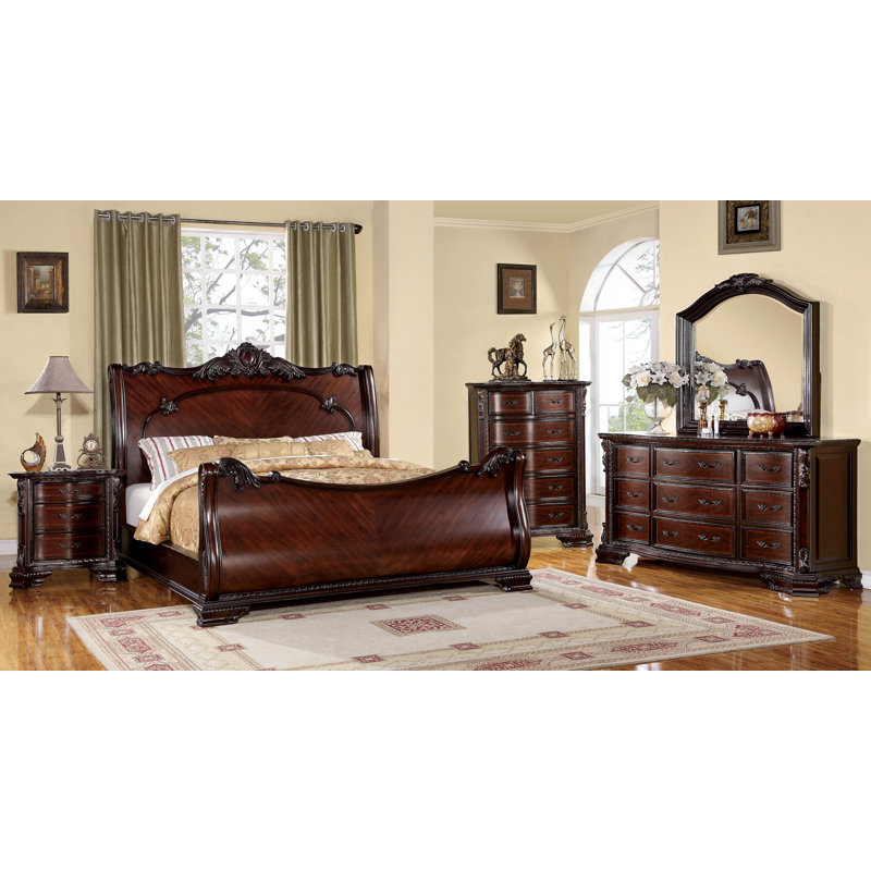 Burg Sleigh Bed, Queen