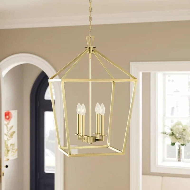 Lustre Sandcliff, Laiton