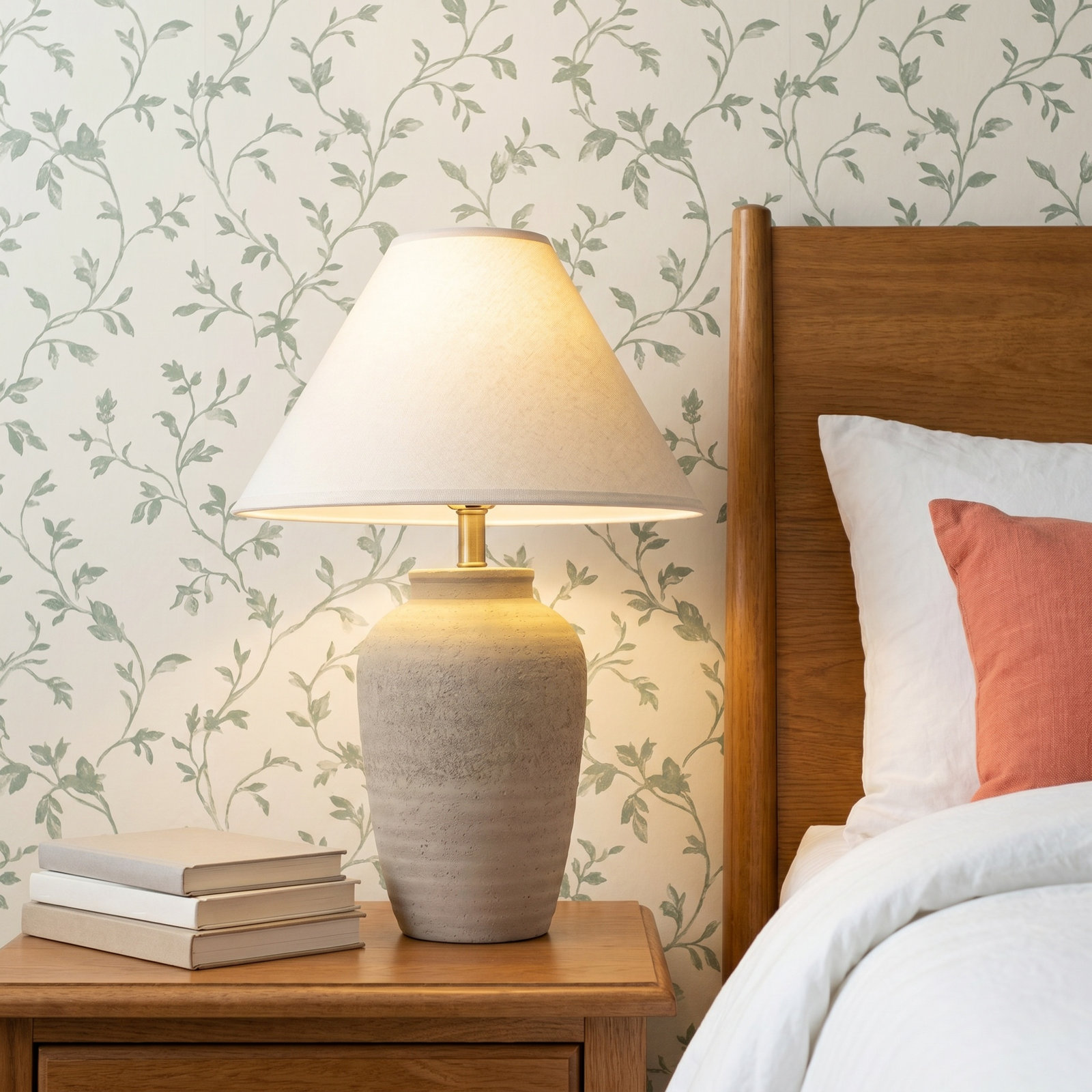 Lockeford Concrete Table Lamp