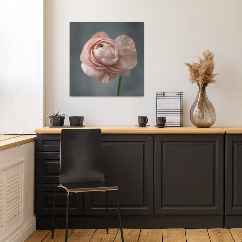 Renoncule romantique, art floral contemporain, H 18 po x l 18 po