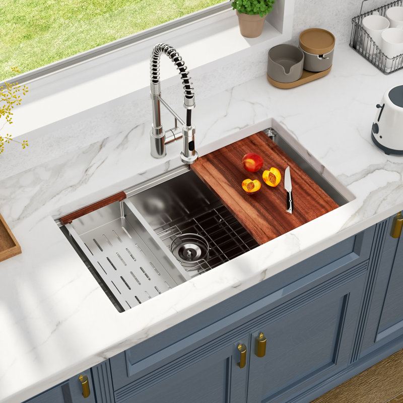 Évier de cuisine encastrable 36 po L 36 po à cuve simple en acier inoxydable avec accessoires