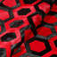 Tapis rouge et noir en cuir de vache hexagonal