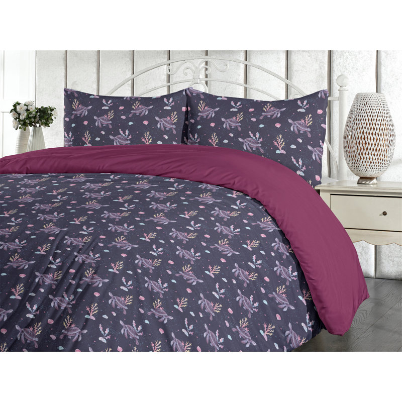 Genadijus Duvet Cover, Queen Duvet Cover + 2 Standard Shams