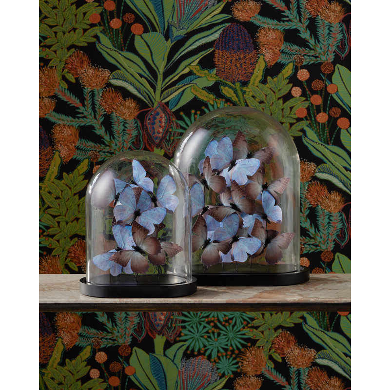Rue de Bac, papillons lilas