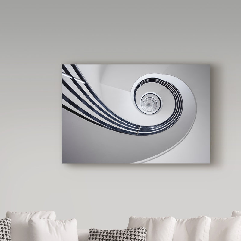 «Fibonacci White Spiral» par Jhirayr, impression sur toile tendue, H 12 po x l 19 po x P 2 po