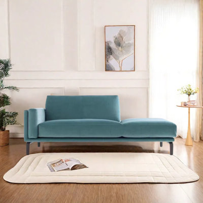 Chaise longue et mousse haute densité