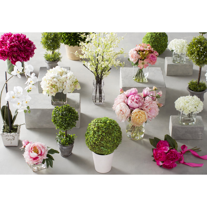 10-Inch Pink Rose and Berry Glass Vase Arrangement