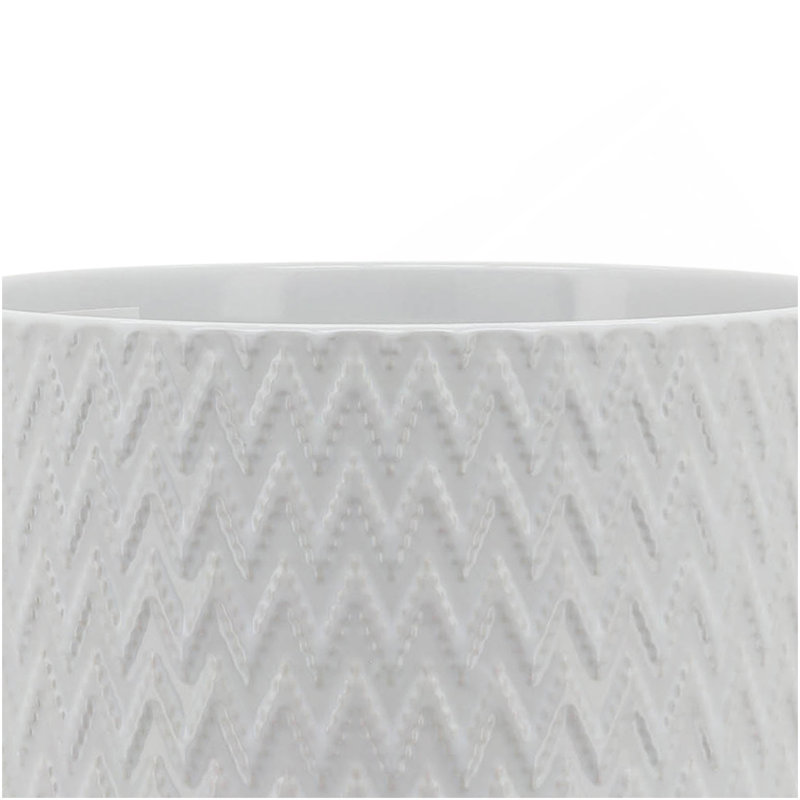 8" CHEVRON PLANTER W/ STAND, WHITE, 10" H x 8" W x 8" D