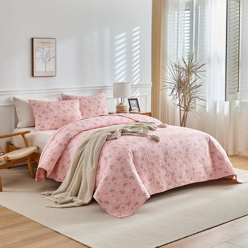 3 Piece  All Season Cottagecore Microfiber Quilt Set, Queen Quilt + 2 Standard Shams, Pink/White Floral