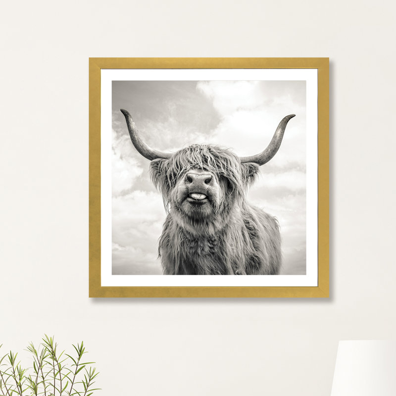 «Funny Girl» par Mark Gemmell - reproduction de photo, H 16 po x l 16 po x P 1 po, Papier dans un cadre photo, Doré