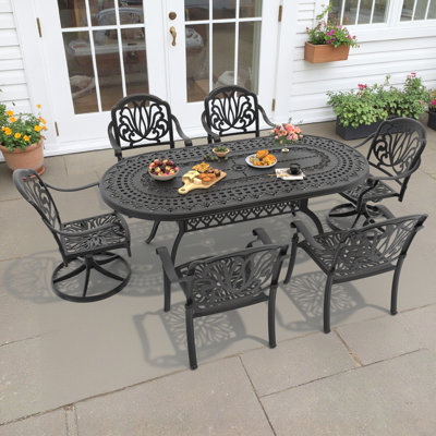Ensemble de salle à manger d'extérieur ovale 6 personnes 81,89 po L avec trou pour parasol, 2 chaises pivotantes + 4 chaises empilables, coussins bruns