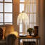 Élégante lampe de table en cristal avec abat-jour en perles de cristal et base texturée en marbre
