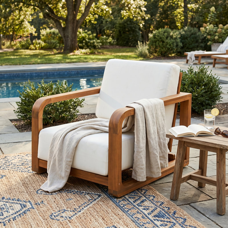 Chaise d'appoint de patio moderne Galvin avec coussin épais et structure en bois d'acacia, 1