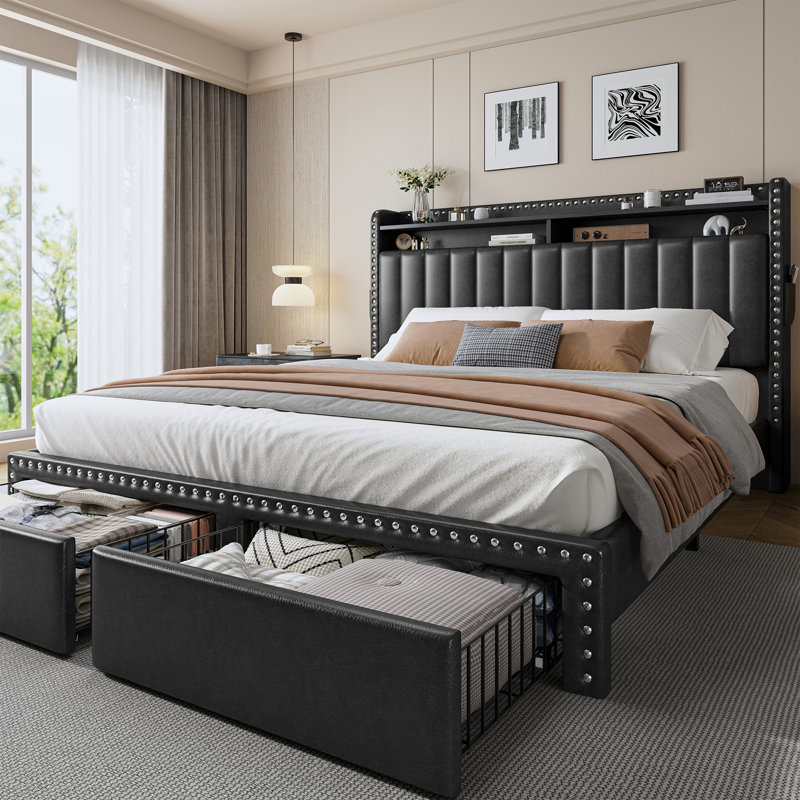 Cadre de lit Francille Queen Size capitonné avec décor de rivets, 2 tiroirs sous le lit, tête de lit à 2 niveaux avec poches latérales, sommier non requis