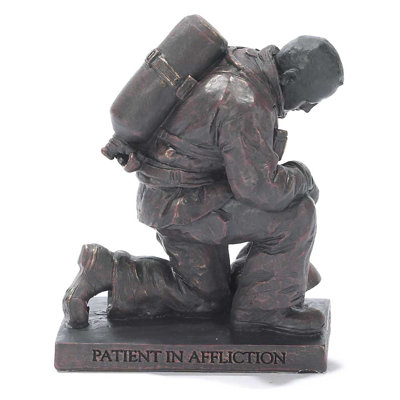 Figurine de pompier priant Gafford