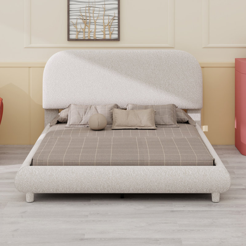 Lit plateforme tapissier, tissu molletonné en forme de peluche