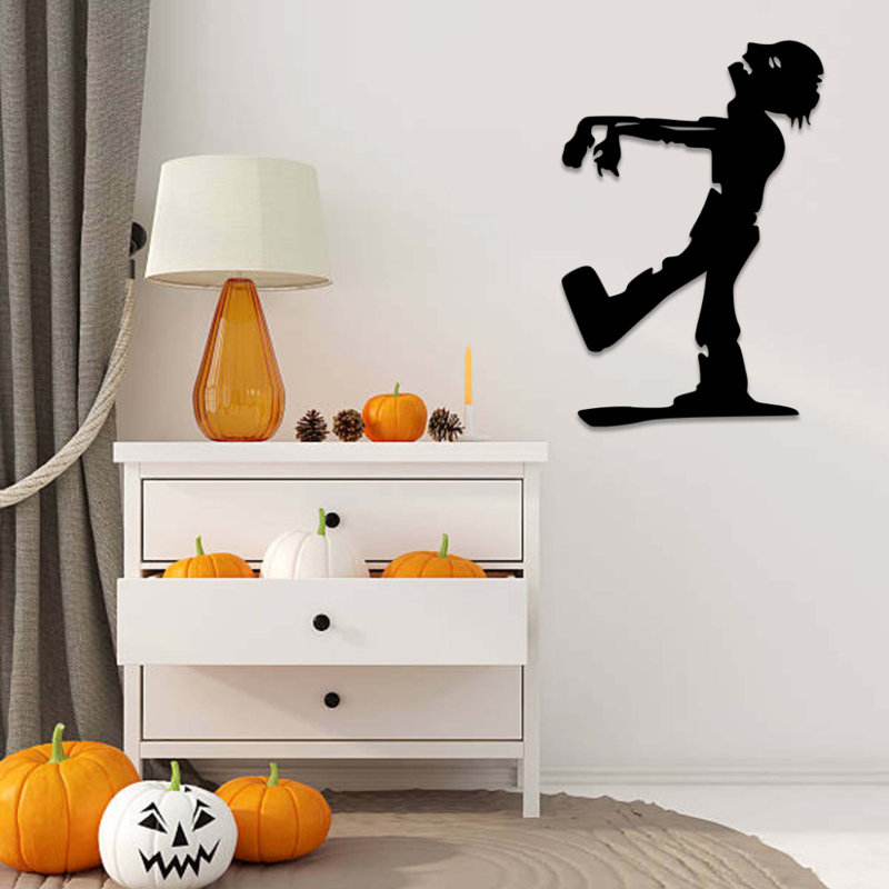 Art mural en métal zombie qui marche, Noir, H 36 po x l 24 po x P 0,12 po