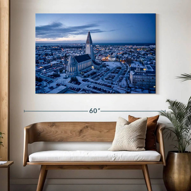 Nicci Winter City, H 34 po x l 51 po