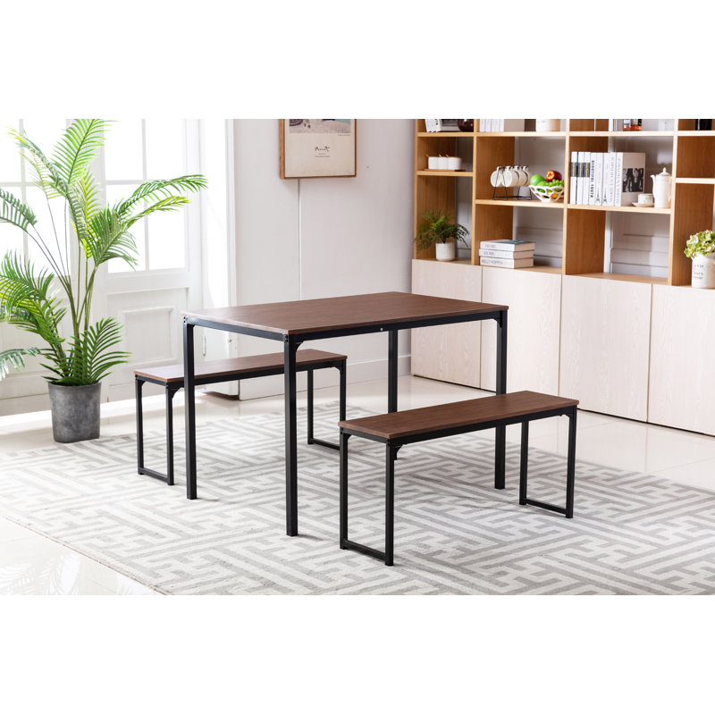Ensemble de table de salle à manger de style charmant avec un lit et deux bancs