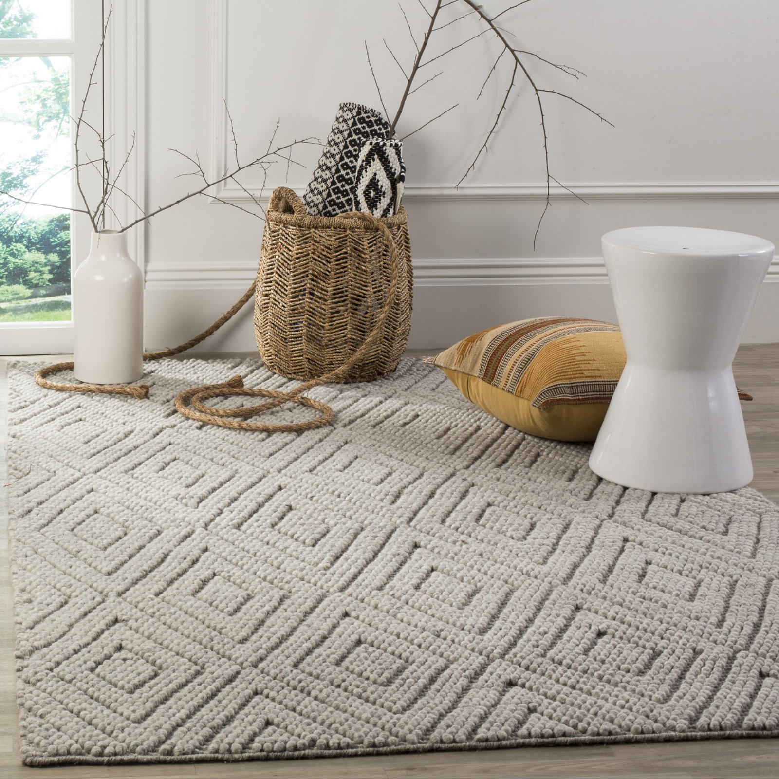 Russo Silver Hand-Woven Geometric Flatweave Rug, Rectangle 10' x 14'