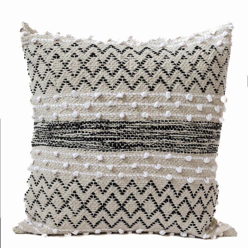 Coussin tissé 20 po x 20 po