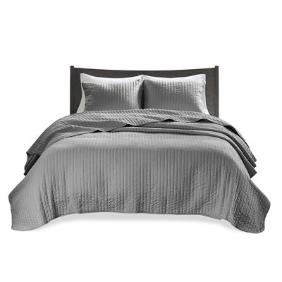 Full/queen Grey Quilt 3 Piece - Microfiber With Cotton Filling, Reversible For Any Seasonal Adjustments, Alluring Exposure Different Changes, Appealing Disclosure