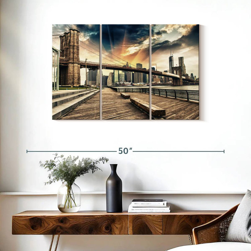 Lilie Dramatic Brooklyn Bridge, 28" H x 45" W