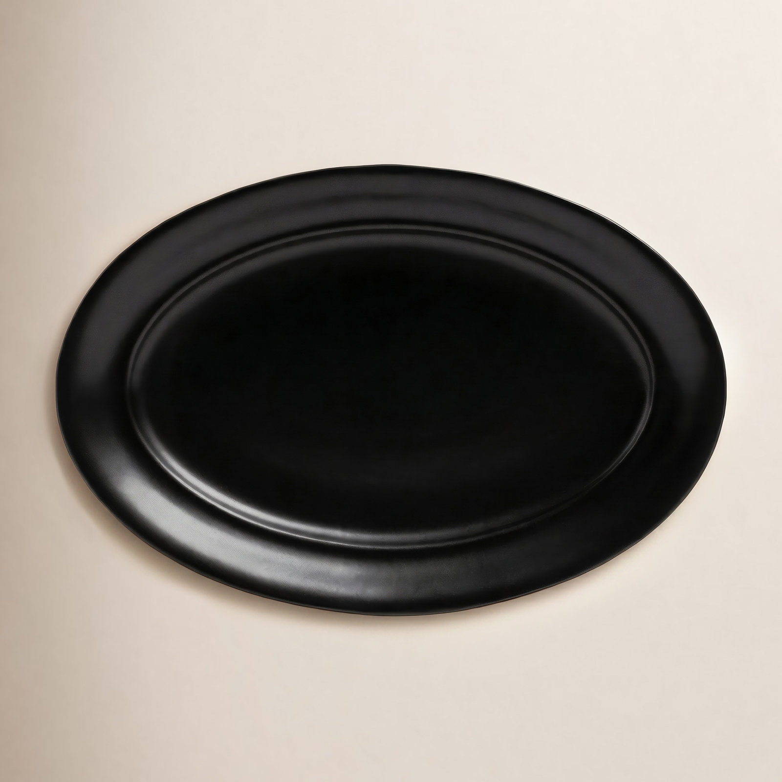 over&back Rimmed Platter, Black