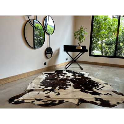 Paladin Cowhide Indoor Rug